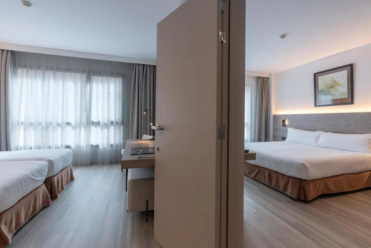Attica 21 Barcelona Mar Hotell 4*,