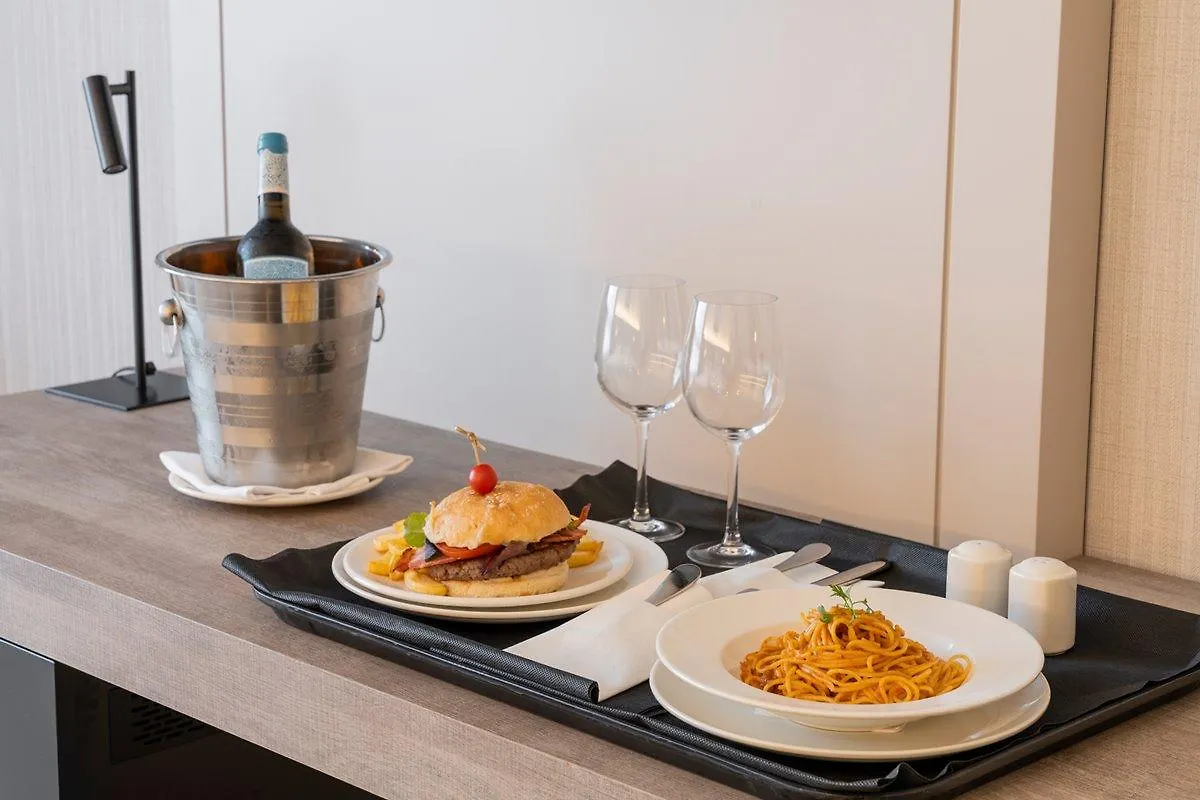 Attica 21 Barcelona Mar Hotel 4*,